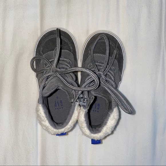 Baby Gap corduroy gray hightop sneakers. Sz 6 - Picture 6 of 6